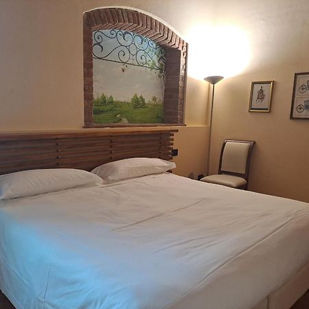 Agriturismo Cascina Farisengo Stagno Lombardo Εξωτερικό φωτογραφία
