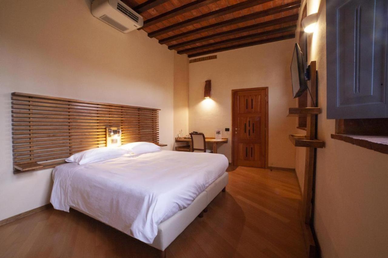 Agriturismo Cascina Farisengo Stagno Lombardo Εξωτερικό φωτογραφία